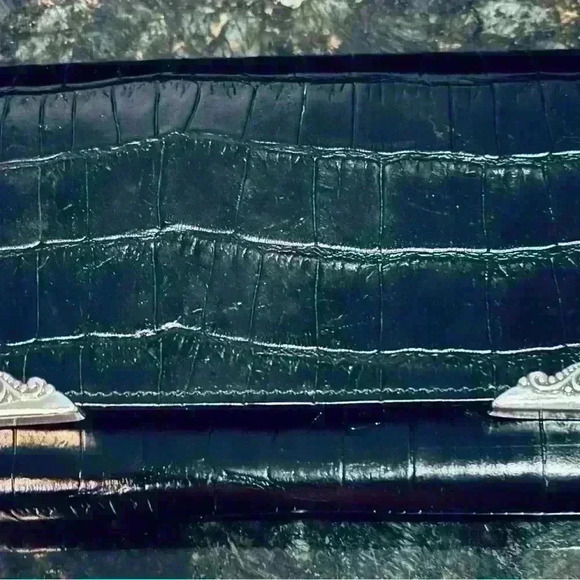Brighton, black leather wallet, trifold, alligator, metal corners. VINTAGE - Picture 1 of 8